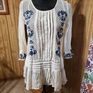 Free People White and Blue Embroidered Blouse